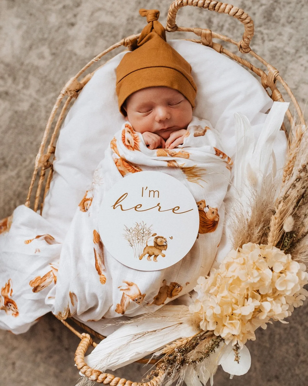 Snuggle Hunny Kids | Organic Muslin Wrap - Lion