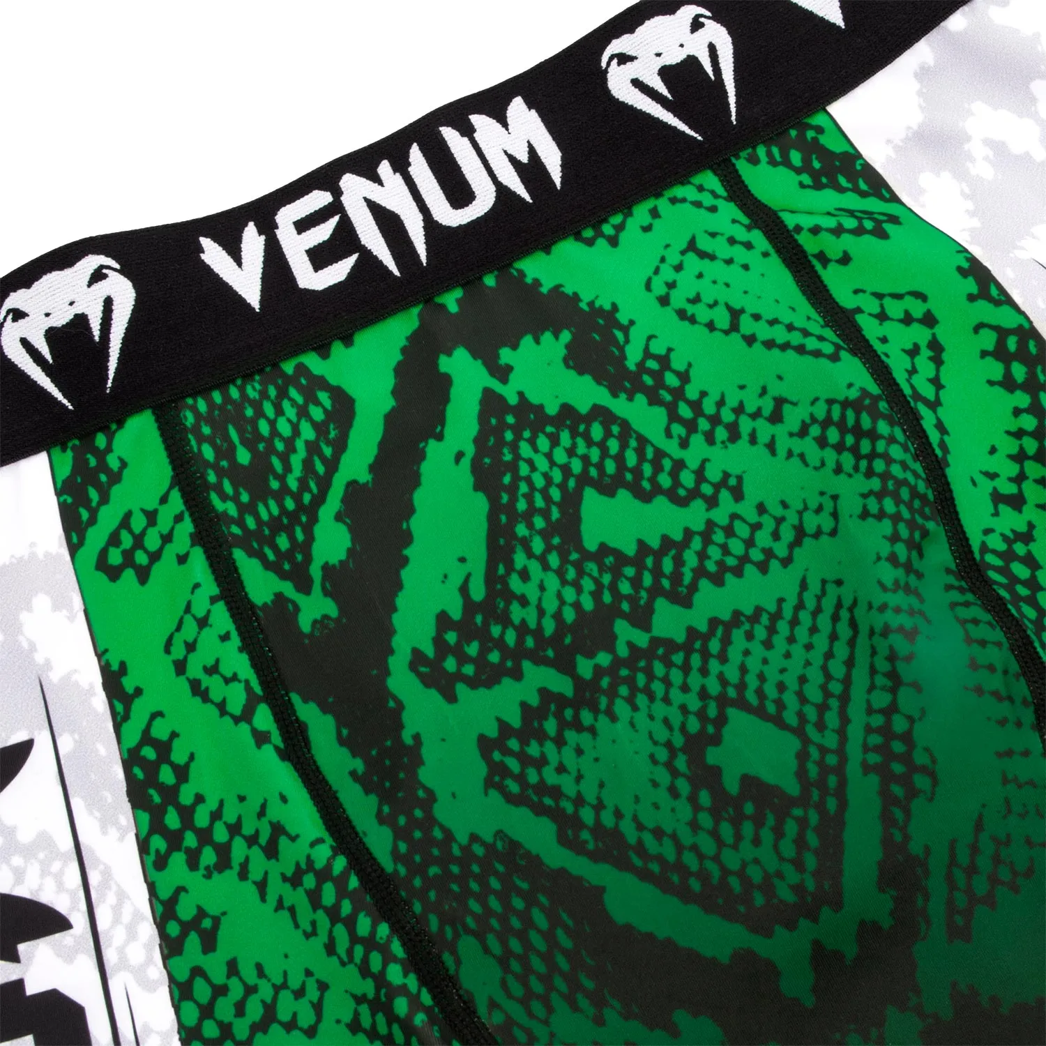 Venum Amazonia 5 Vale Tudo Shorts - Amazonia Green