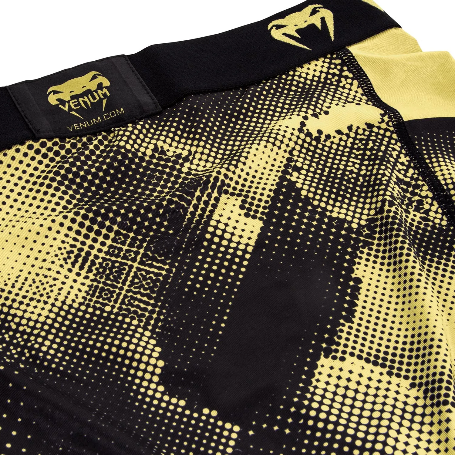 Venum Technical Compression Shorts - Black/Yellow